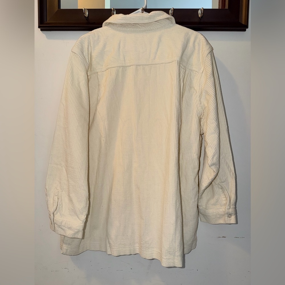 L.L. Bean Cream Men's Shirt - Picture 6 of 6